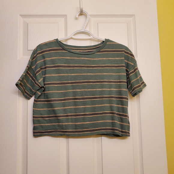 Oversized striped green crop top t-shirt AEO American Eagle crewneck XS